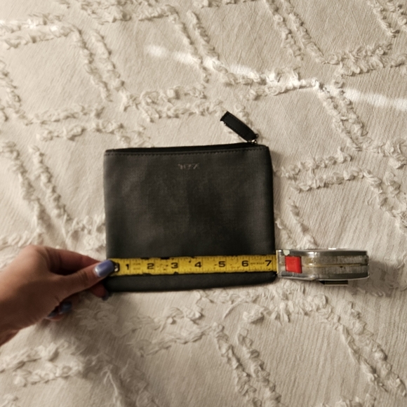 TUMI Accessory Pouch - Picture 5 of 5
